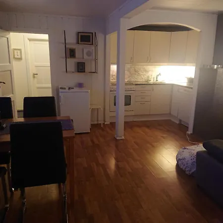 Bjerkan - Quiet, Cosy, Home.